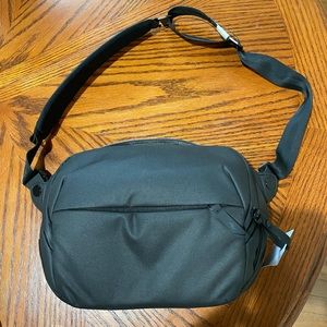 Peak Design Everyday Sling 5L Camera Bag NWT